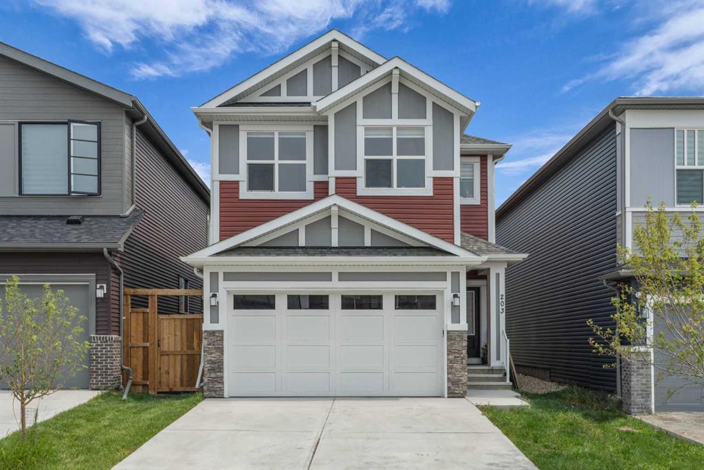 203 Lucas Close NW, Calgary, Alberta, T3P 1Z4