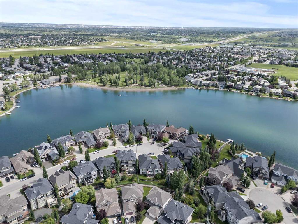 16 Chapalina Common SE, Calgary, Alberta, T2X3X2