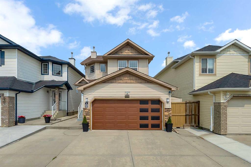 16 Saddletree Close NE, Calgary, Alberta, T3J5H9