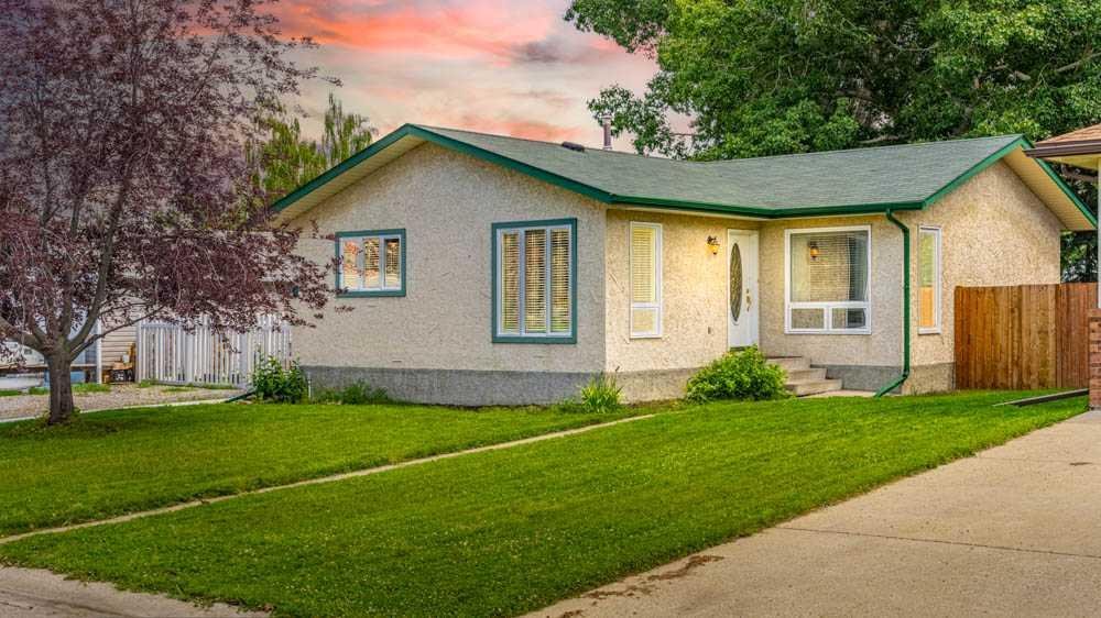 9 Westwood Drive, Didsbury, Alberta, T0M 0W0