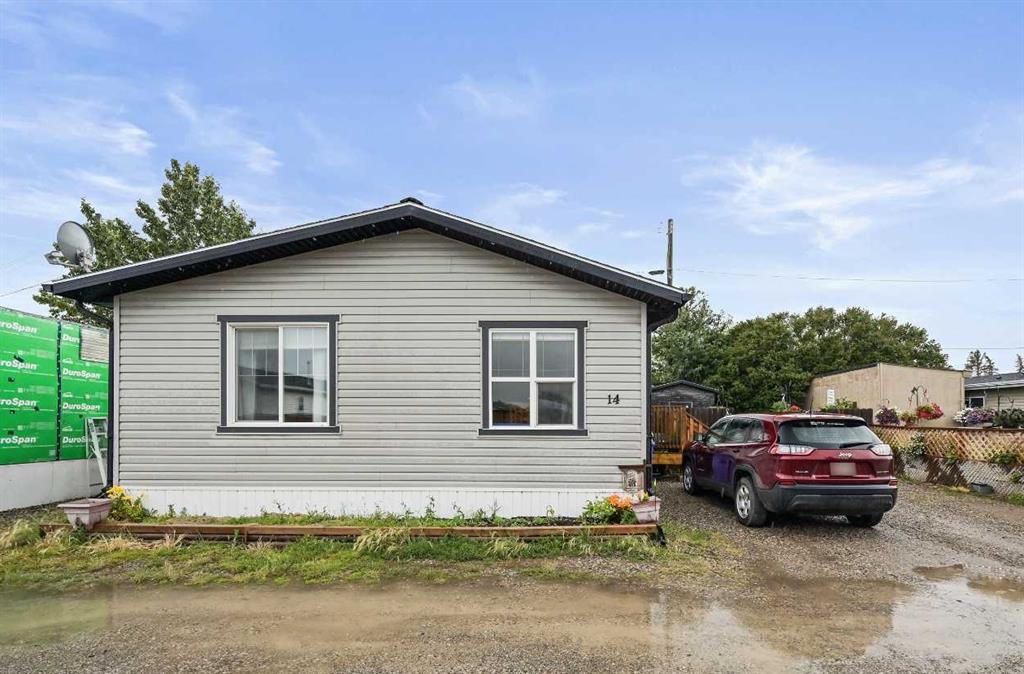 14 Park Road, Carstairs, Alberta, T0M 0N0