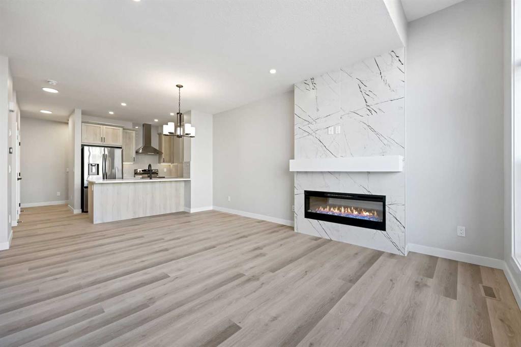 2194 Bayview Drive SW, Airdrie, Alberta, T4B 5N4