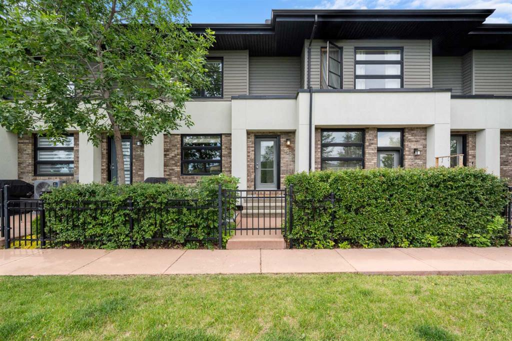 222 Aspen Hills Villas SW, Calgary, Alberta, T3H 0H9
