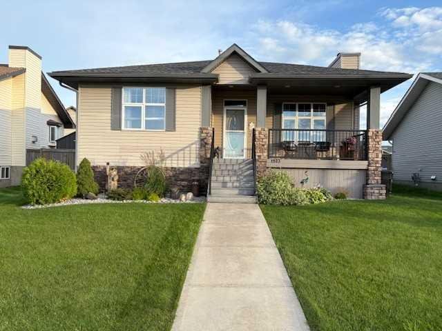 1523 Idaho Street, Carstairs, Alberta, T0M0N0