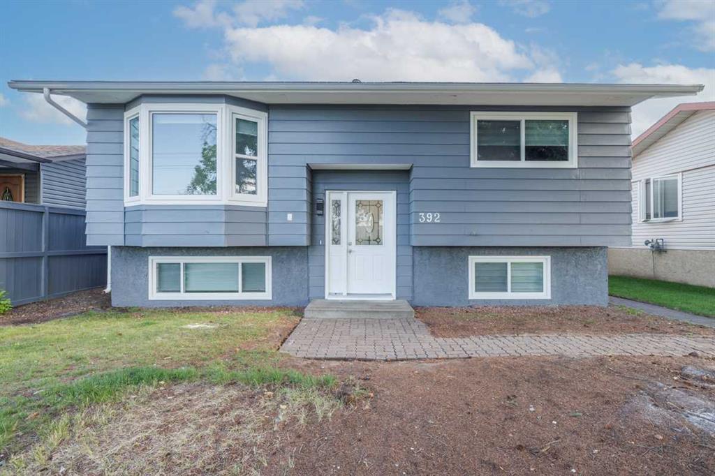 392 Whiteland Drive NE, Calgary, Alberta, T1Y 3M7