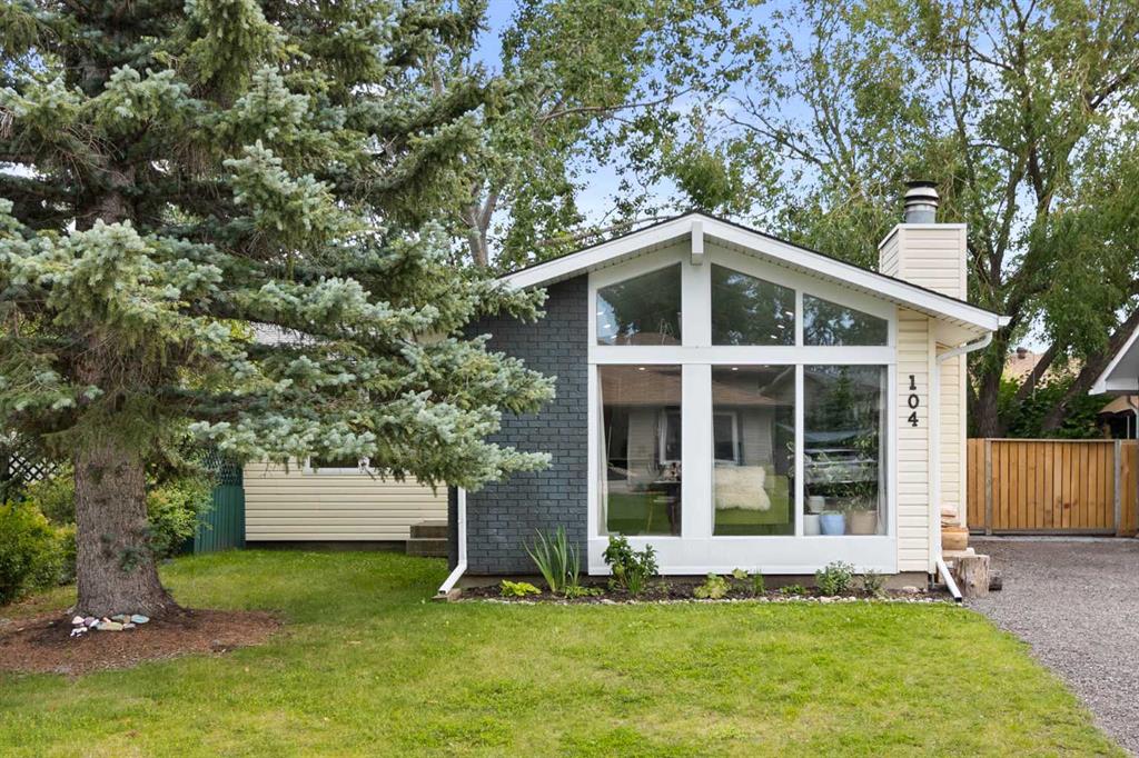 104 Thorson Crescent, Okotoks, Alberta, T1S1C8