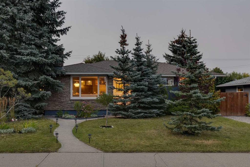 130 Windermere Road SW, Calgary, Alberta, T3C 3K7