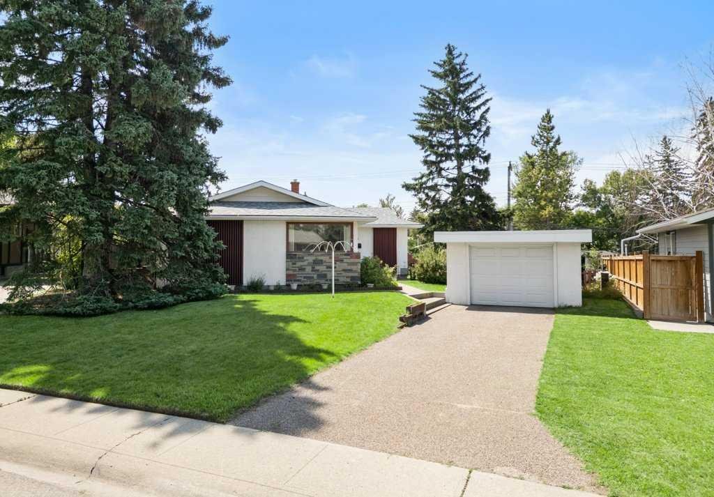 77 Ferncliff Crescent SE, Calgary, Alberta, T2H 0V5