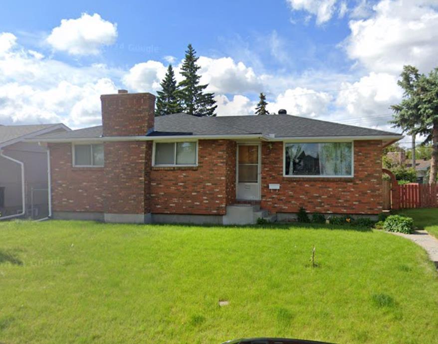 4951 10 Avenue SW, Calgary, Alberta, T3C0M3