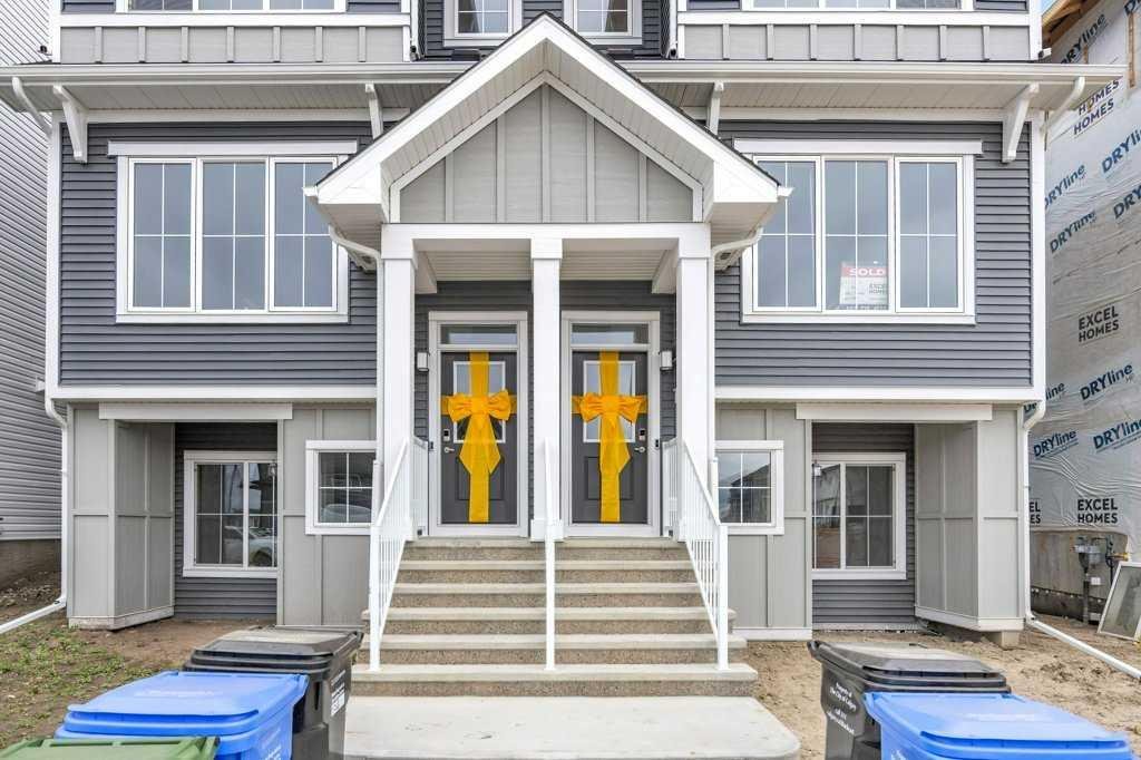 454 & 458 Carringvue Grove, Calgary, Alberta, T3P 2L9