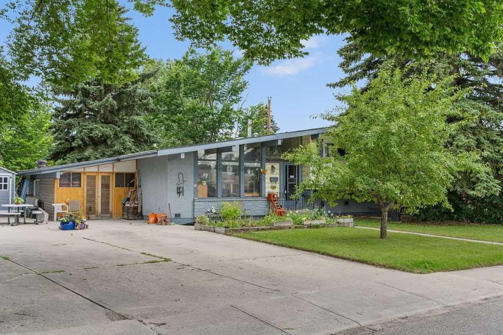 8811 Ancourt Road SE, Calgary, Alberta, T2H 1V4