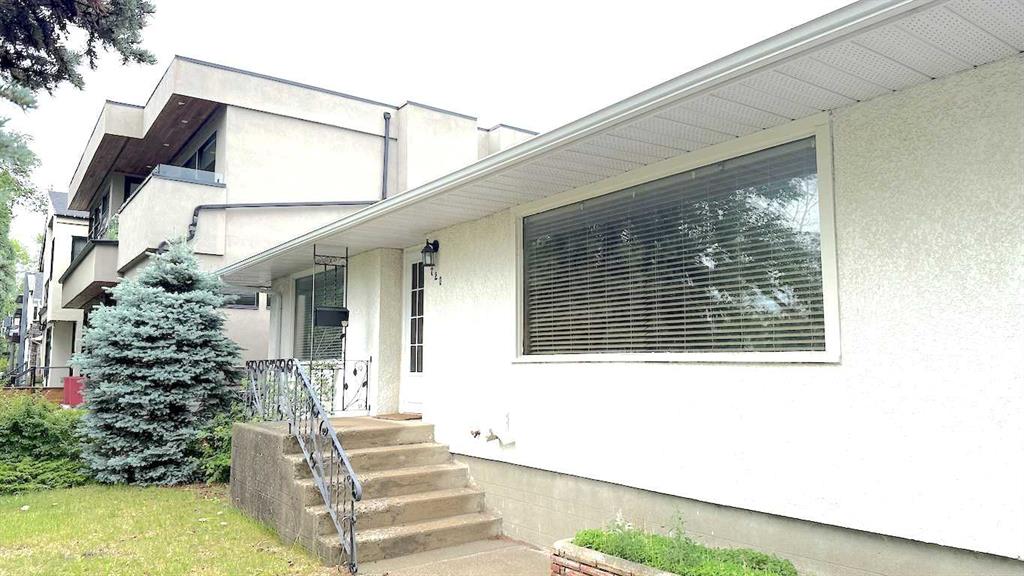 720 34 Street NW, Calgary, Alberta, T2N 2X9