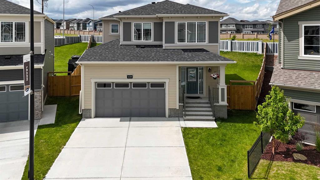 119 Carrington Circle NW, Calgary, Alberta, T3P0Y4