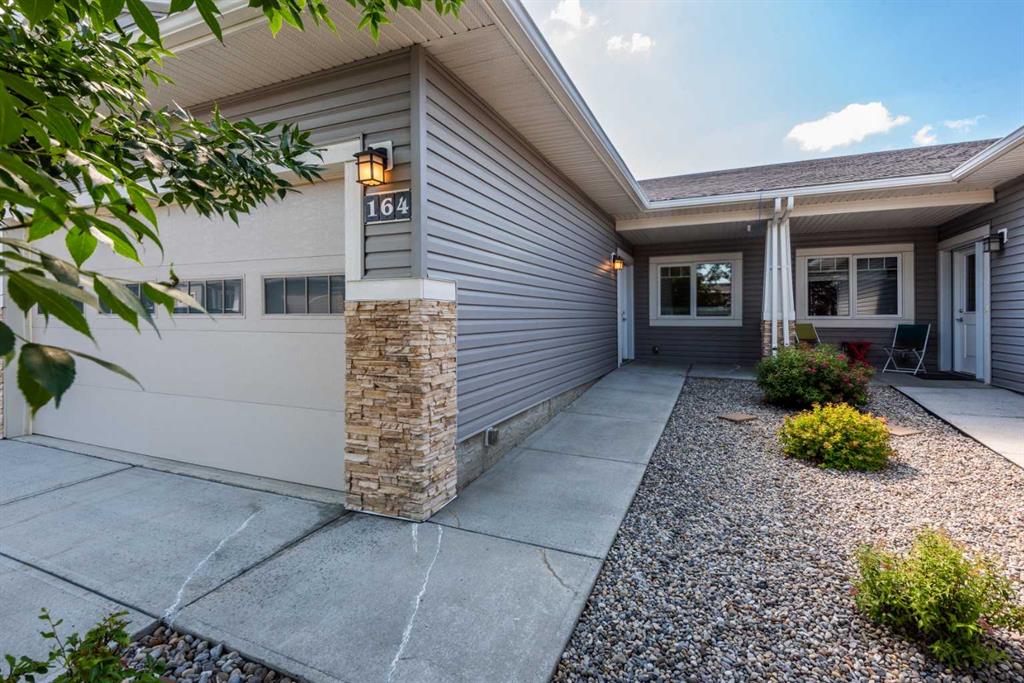 164 Cambridge Glen Drive, Strathmore, Alberta, T1P 0E6