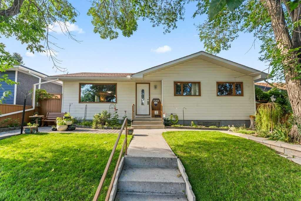 6920 Hunterbow Crescent NW, Calgary, Alberta, T2K 4R5