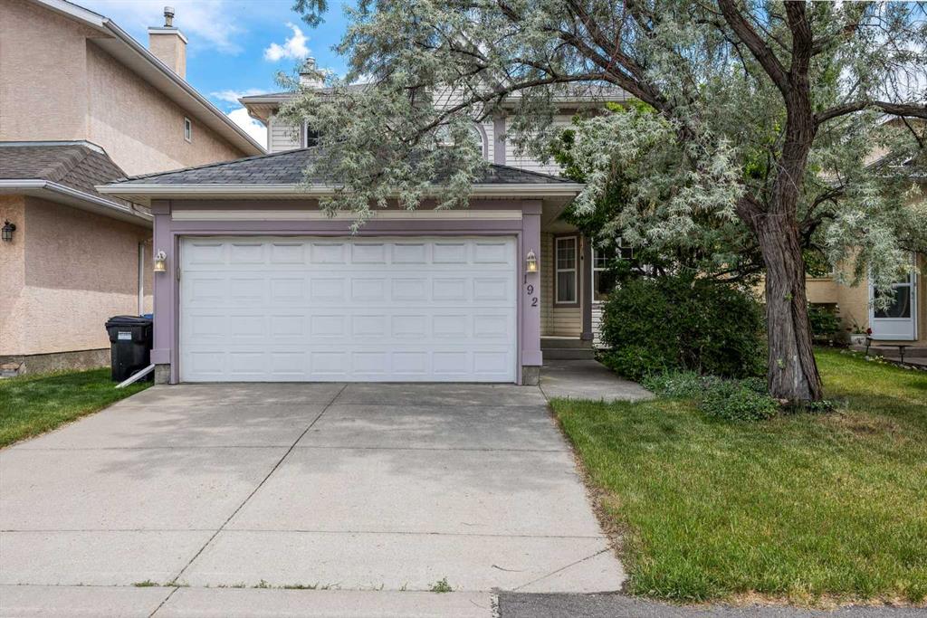 192 Douglas Ridge Green SE, Calgary, Alberta, T2Z 2T4