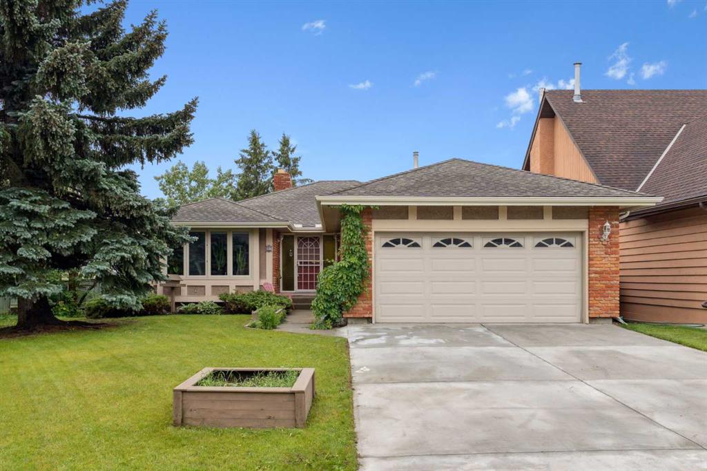92 Range Way NW, Calgary, Alberta, T3G 1H4