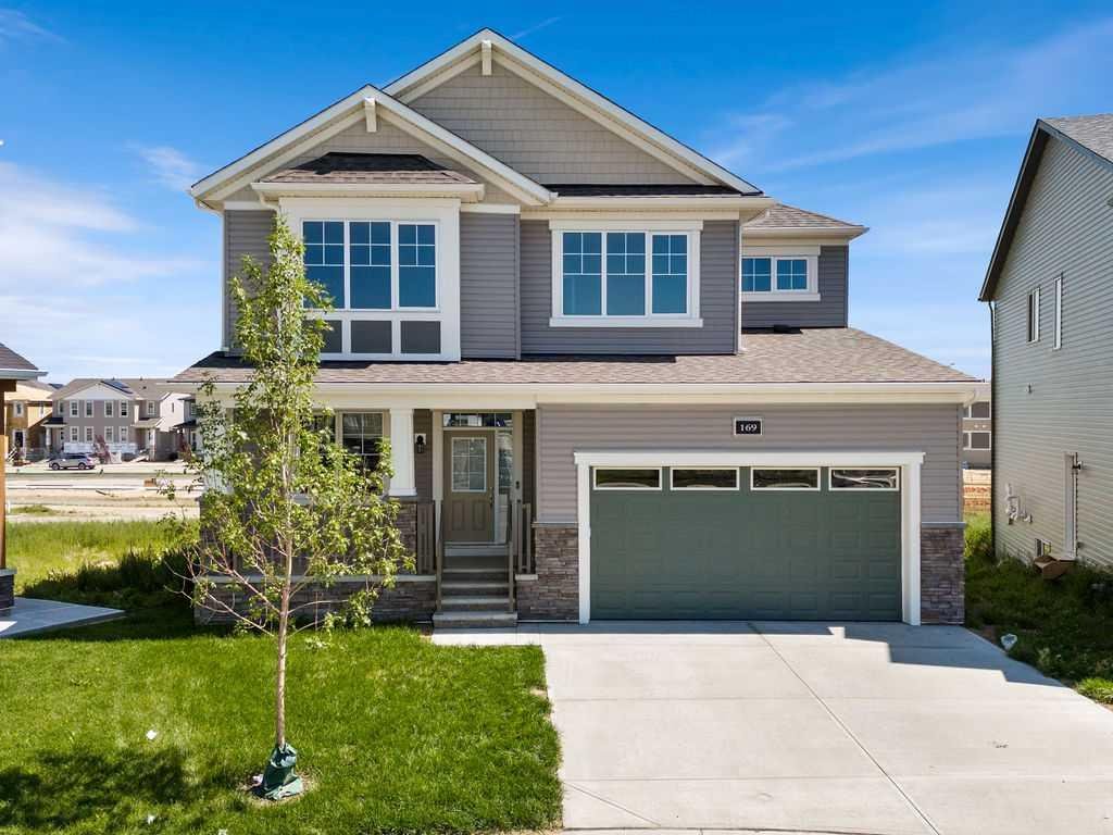 169 carringwood Close NW, Calgary, Alberta, T3P2B2