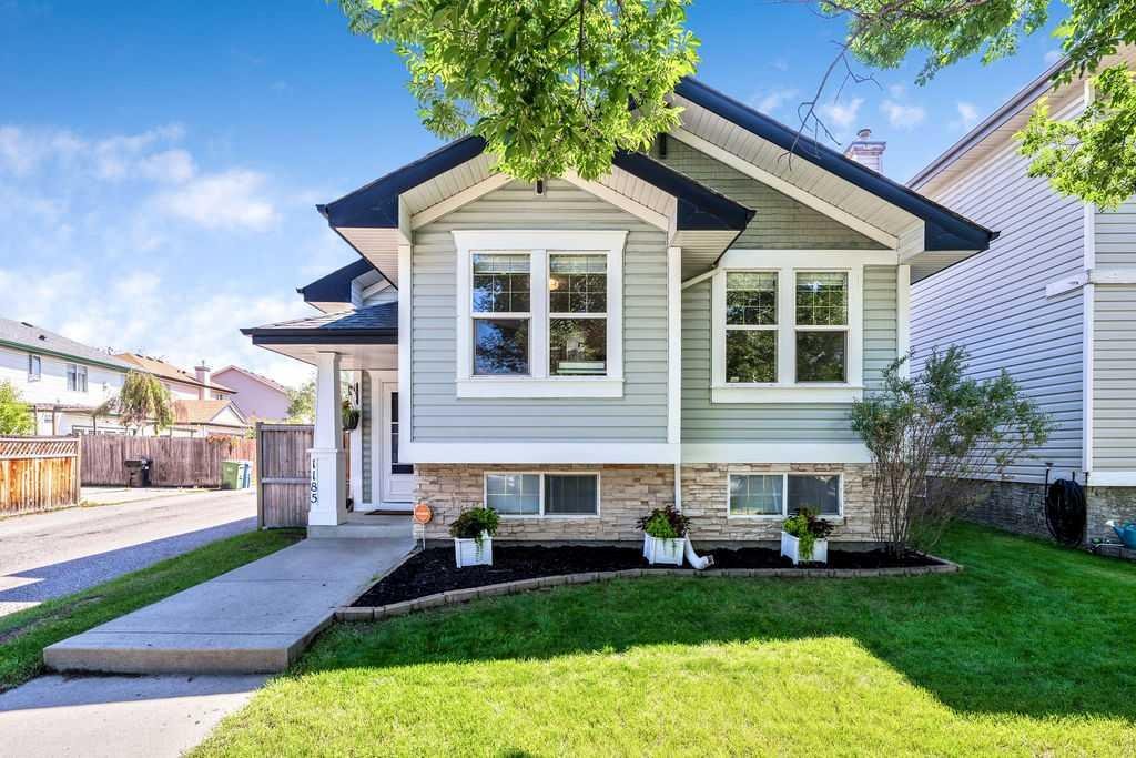 1185 Prestwick Circle SE, Calgary, Alberta, T2Z 3L3