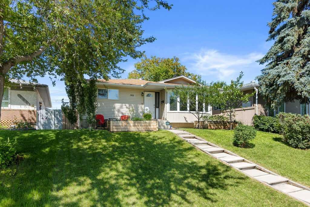 148 Dover Ridge Bay SE, Calgary, Alberta, T2B 2B5