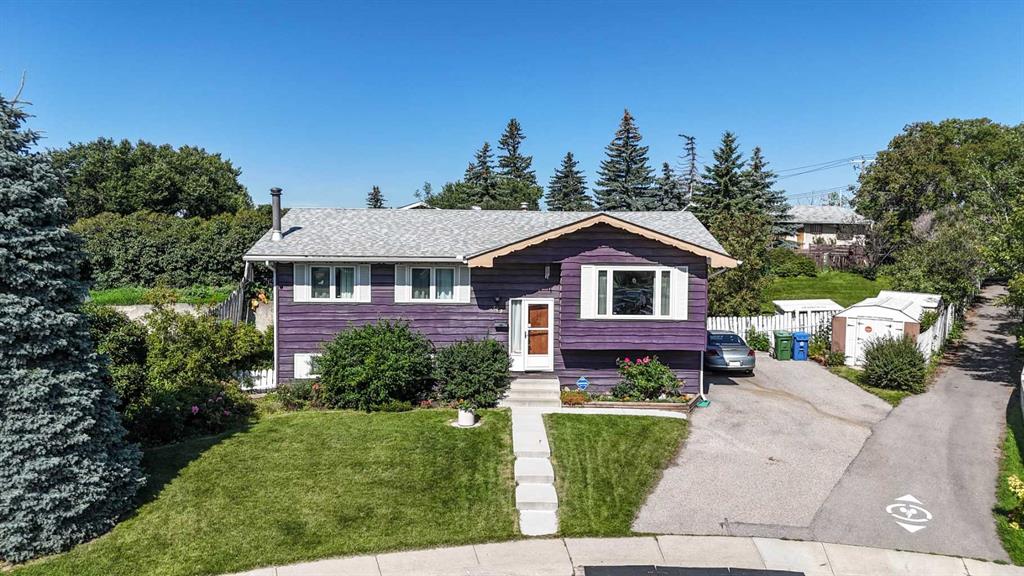 752 Raynard Crescent SE, Calgary, Alberta, T2A 1X7