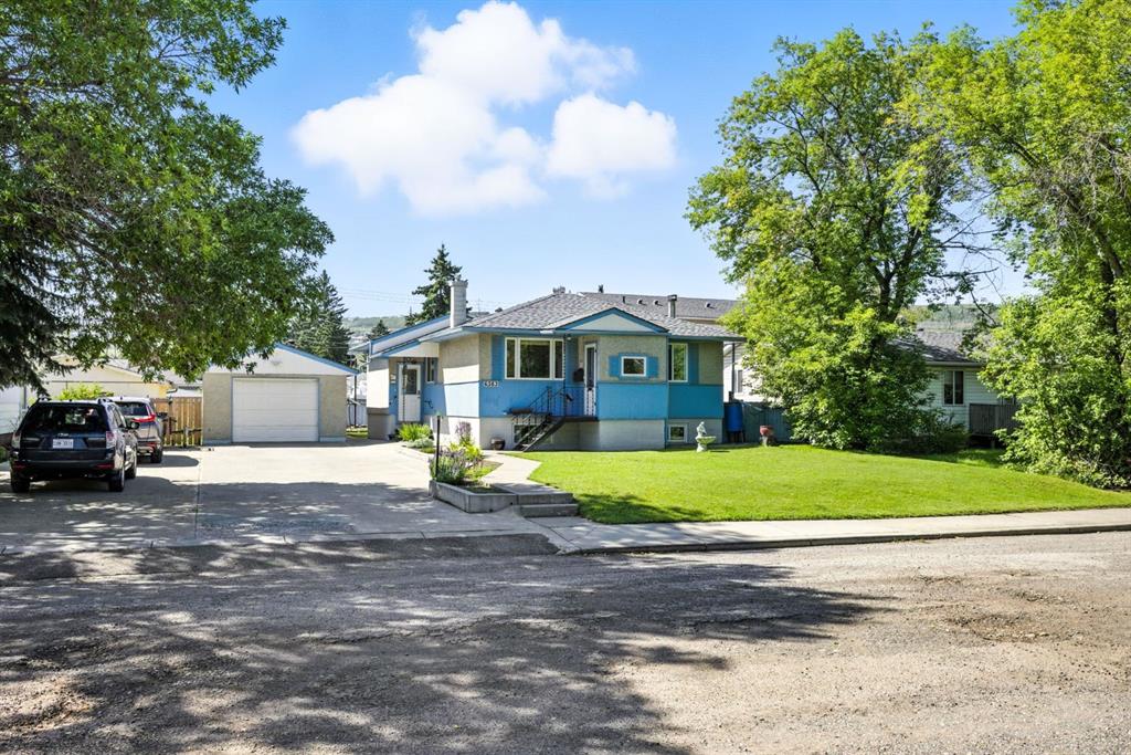 6383 32 Avenue NW, Calgary, Alberta, T3B 0K1
