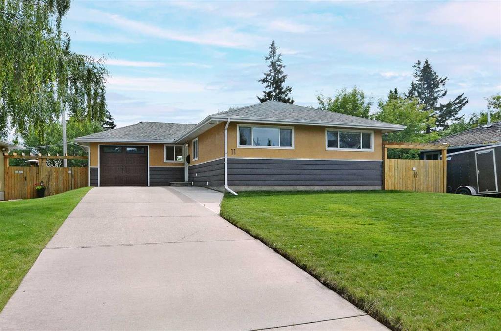 11 Kelwood Place SW, Calgary, Alberta, T3E 4A2