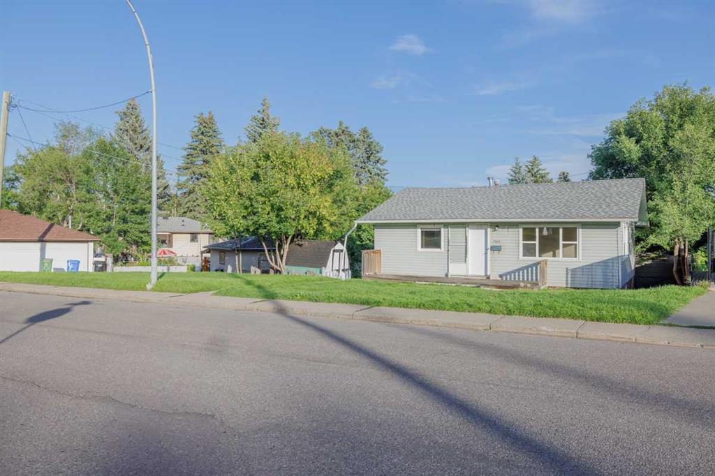 2103 72 Avenue SE, Calgary, Alberta, T2C 0G3