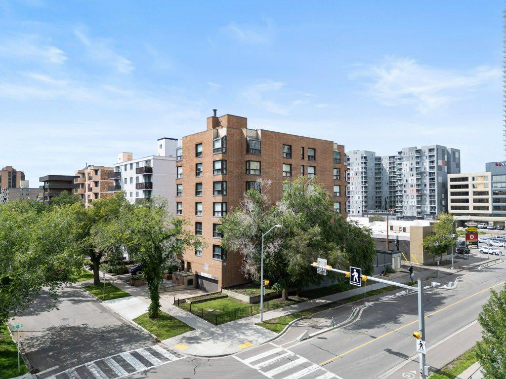 #402 1202 13 Avenue SW, Calgary, Alberta, T3C 0T1