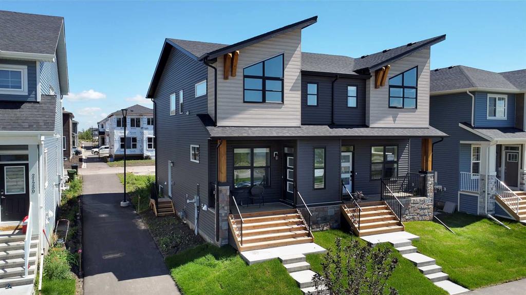 21258 SHERIFF KING Street SW, Calgary, Alberta, T2X5M6