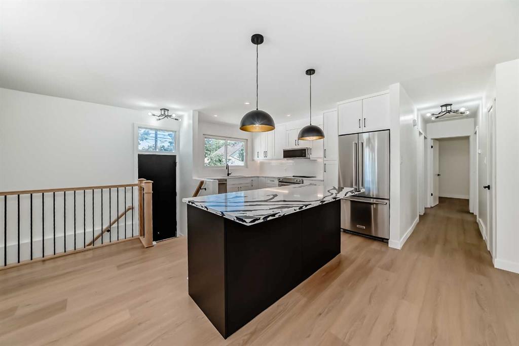 4020 Varsity Drive NW, Calgary, Alberta, T3A 0Z6