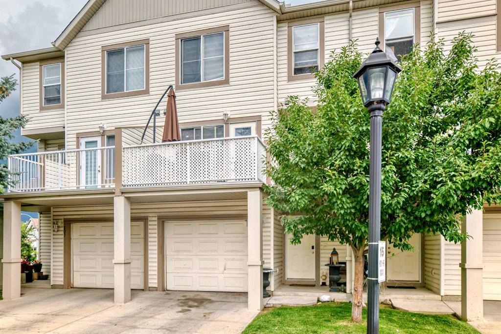 105 Copperfield Lane SE, Calgary, Alberta, T2Z 4S9