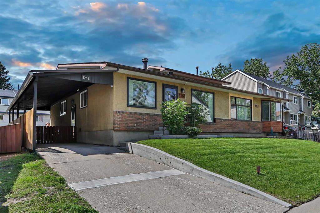 528 Radley Way SE, Calgary, Alberta, T2A 5X8