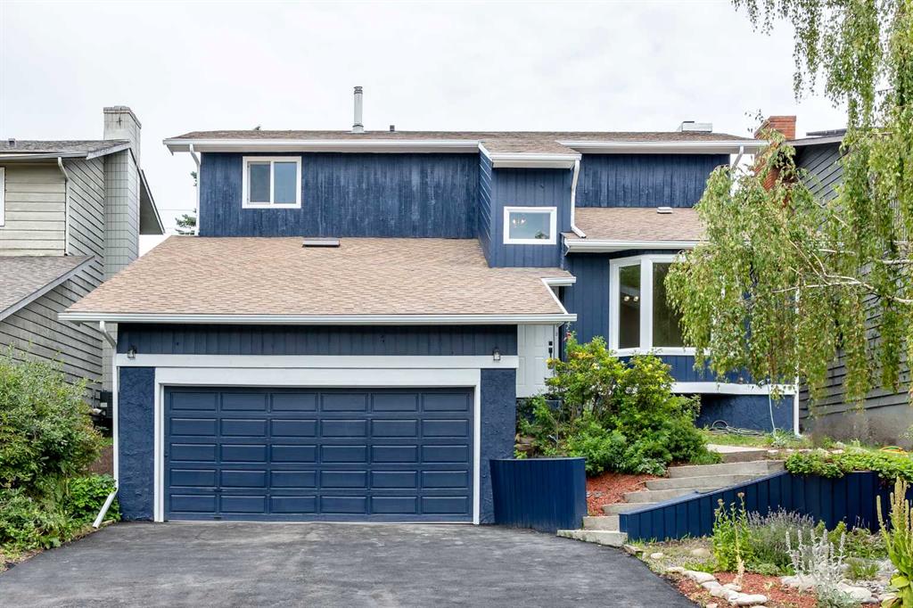 24 Hawkwood Crescent NW, Calgary, Alberta, T3G 1X5