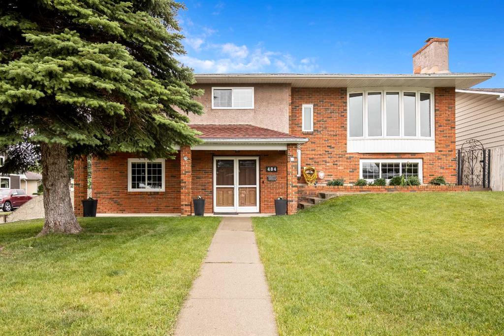 484 Huntbourne Hill NE, Calgary, Alberta, T2K5G5