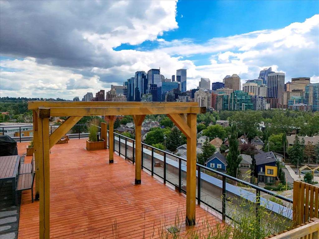 #310 327 9A Street NW, Calgary, Alberta, T2N1T7