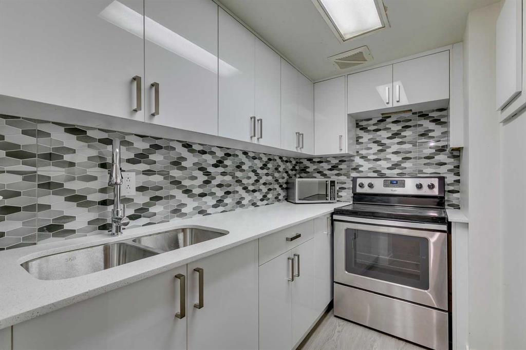 #111 5404 10 Avenue SE, Calgary, Alberta, T2A 5G4