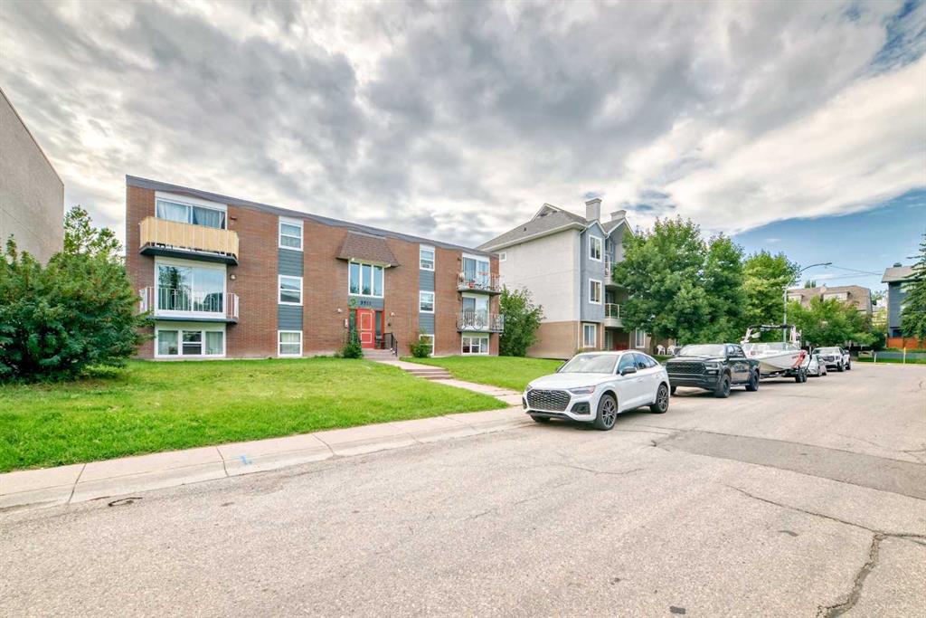 #1 3511 15 Street SW, Calgary, Alberta, T2T 4A4