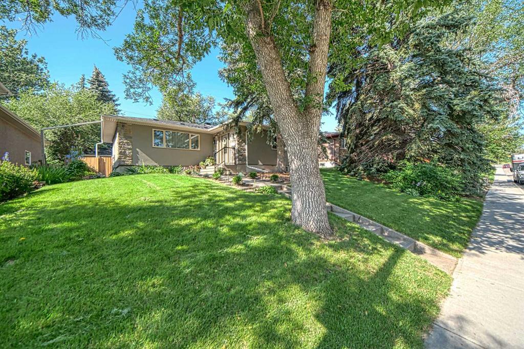 13 Meadowview Road SW, Calgary, Alberta, T2V1V9