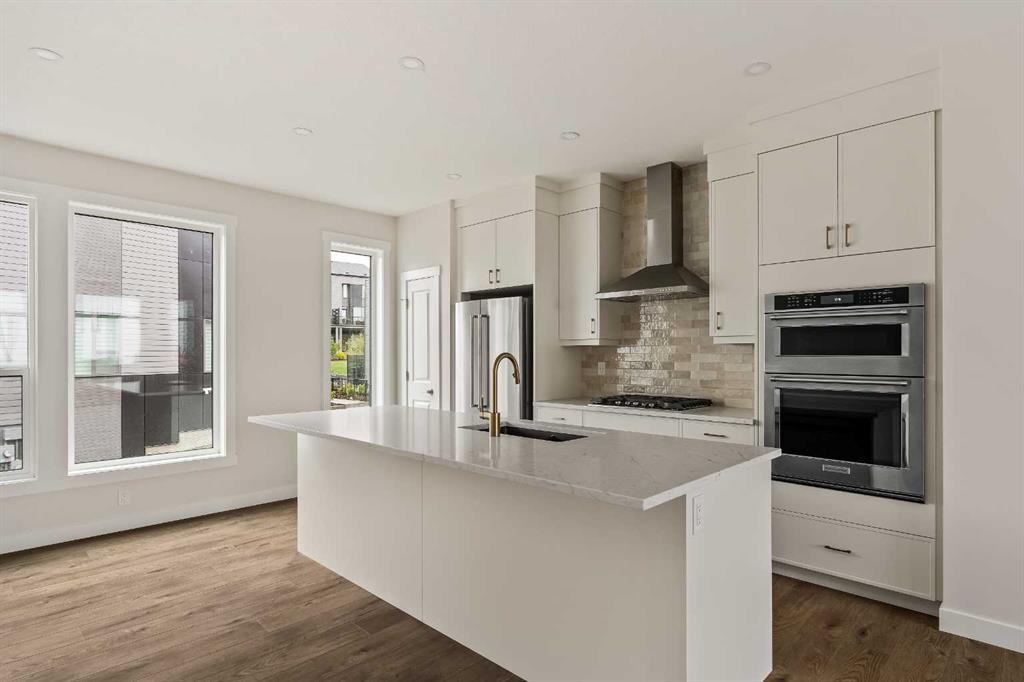 405 Sovereign Common SW, Calgary, Alberta, T3C 3Y3