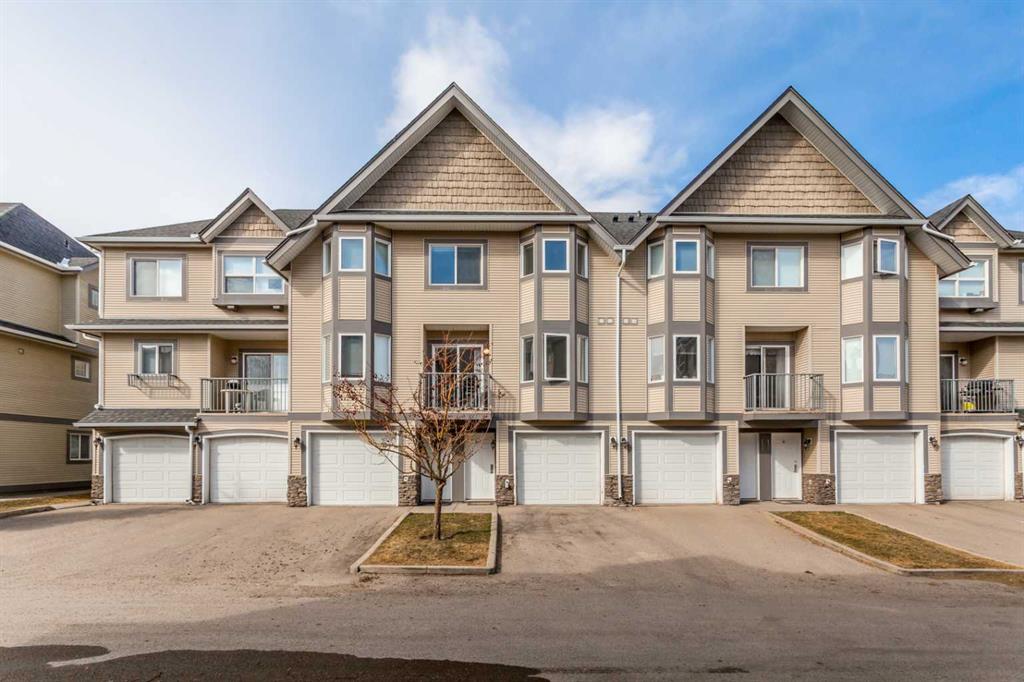 143 Cedarwood Lane SW, Calgary, Alberta, T2W 6J3