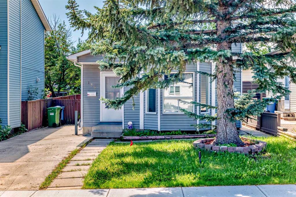 138 Sandstone Road NW, Calgary, Alberta, T3K 2W8