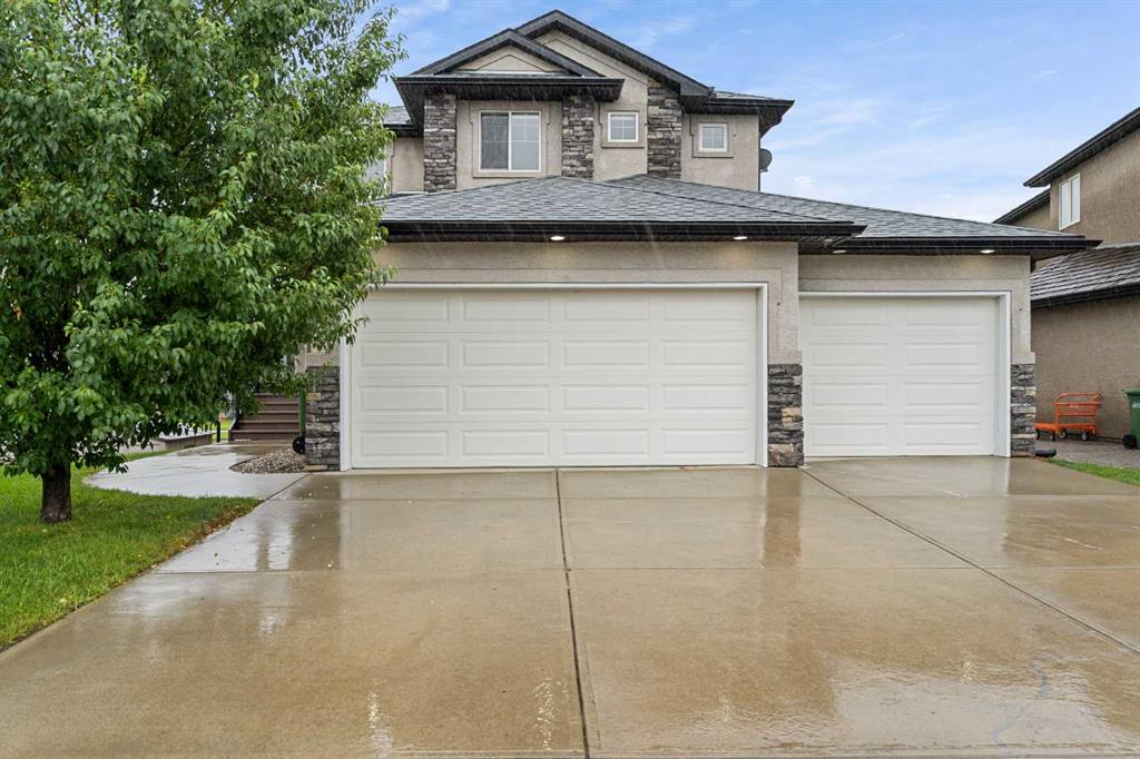 151 Cove Close, Chestermere, Alberta, T1X 1V4