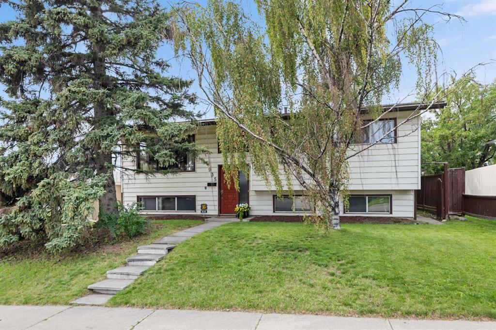 935 Mayland Drive NE, Calgary, Alberta, T2E 6C3