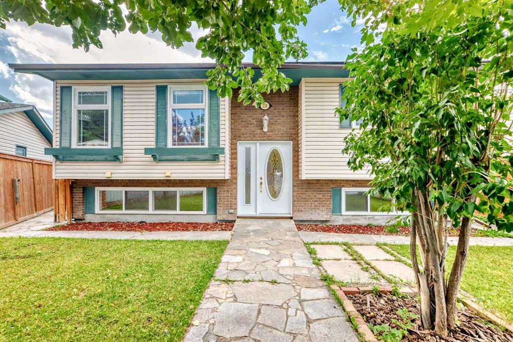 151 Whitlock Place NE, Calgary, Alberta, T1Y 4S7