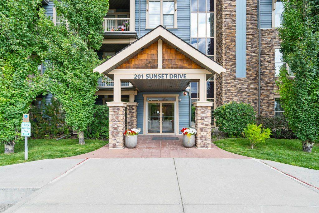 #304 201 Sunset Drive, Cochrane, Alberta, T4C0H5