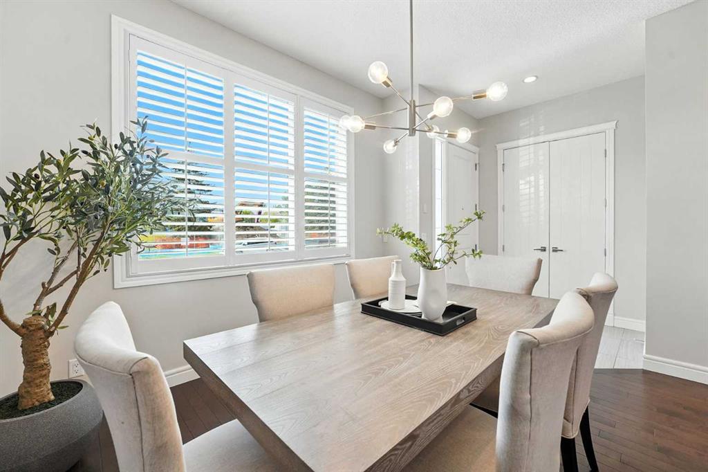 540 37 Street NW, Calgary, Alberta, T2N 3B8