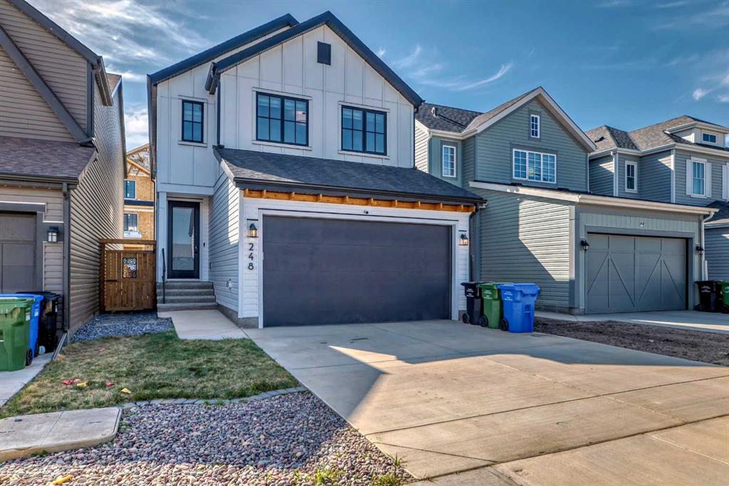 248 Lavender Manor SE, Calgary, Alberta, T3S0G8