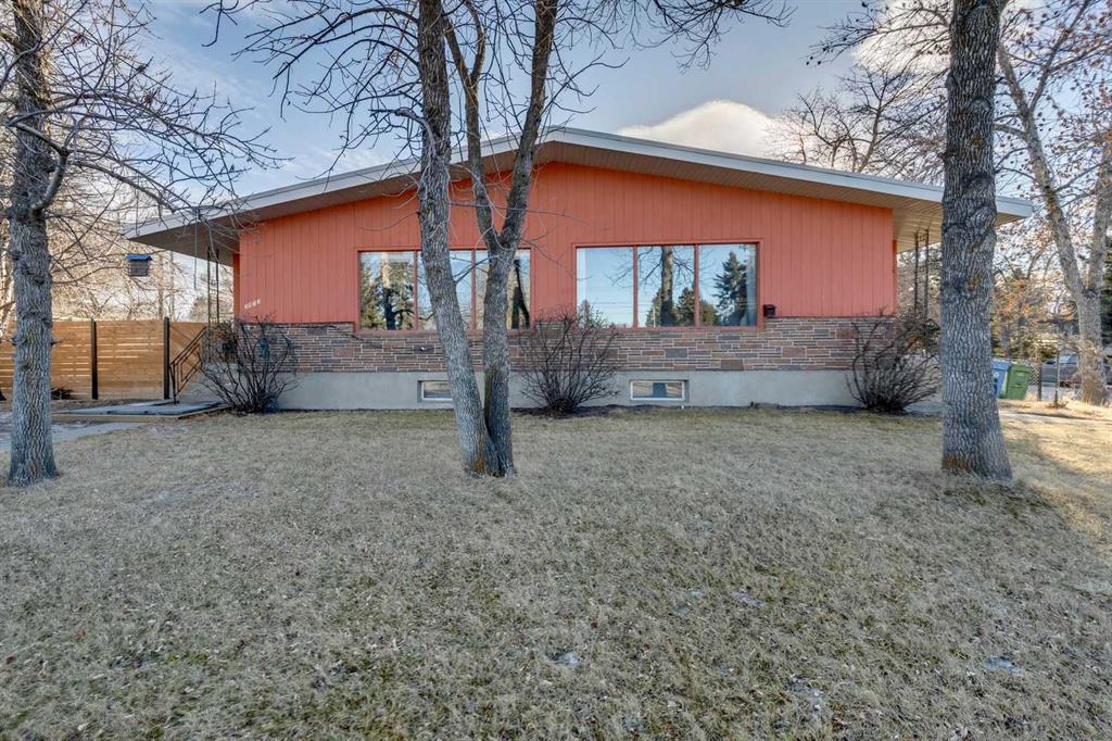3913/3915 Spruce Drive SW, Calgary, Alberta, T3C 3A9