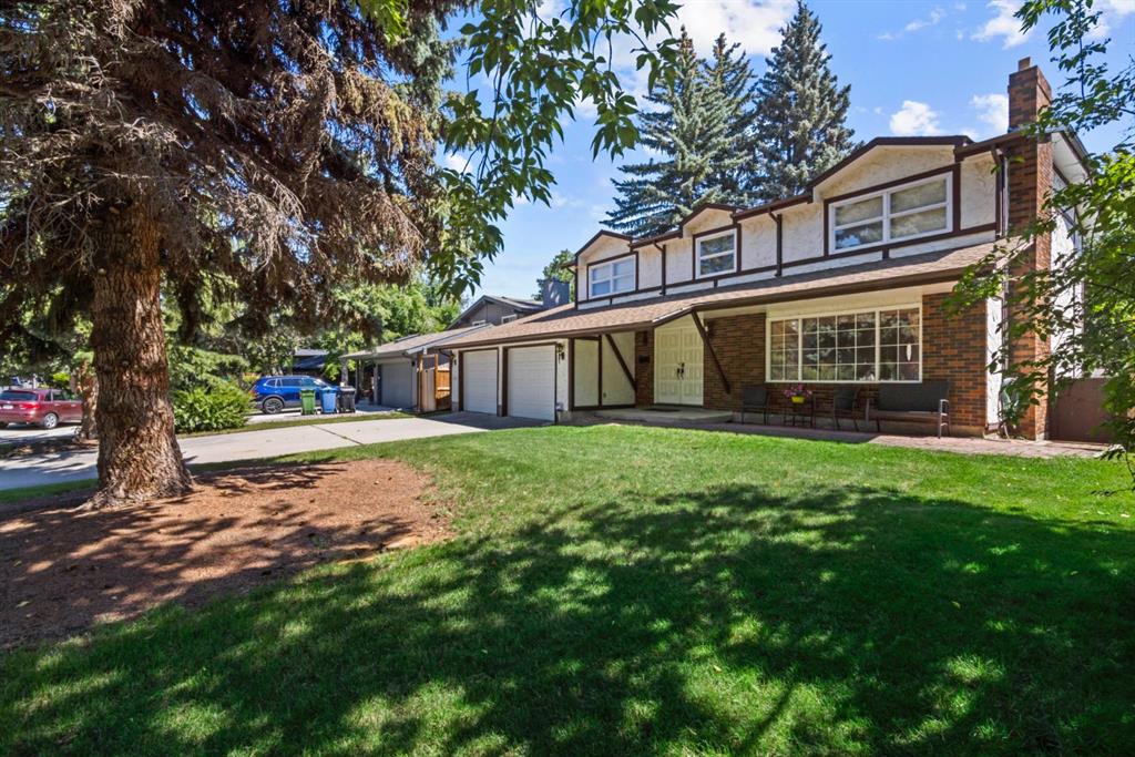 111 Canata Close SW, Calgary, Alberta, T2W 1P8